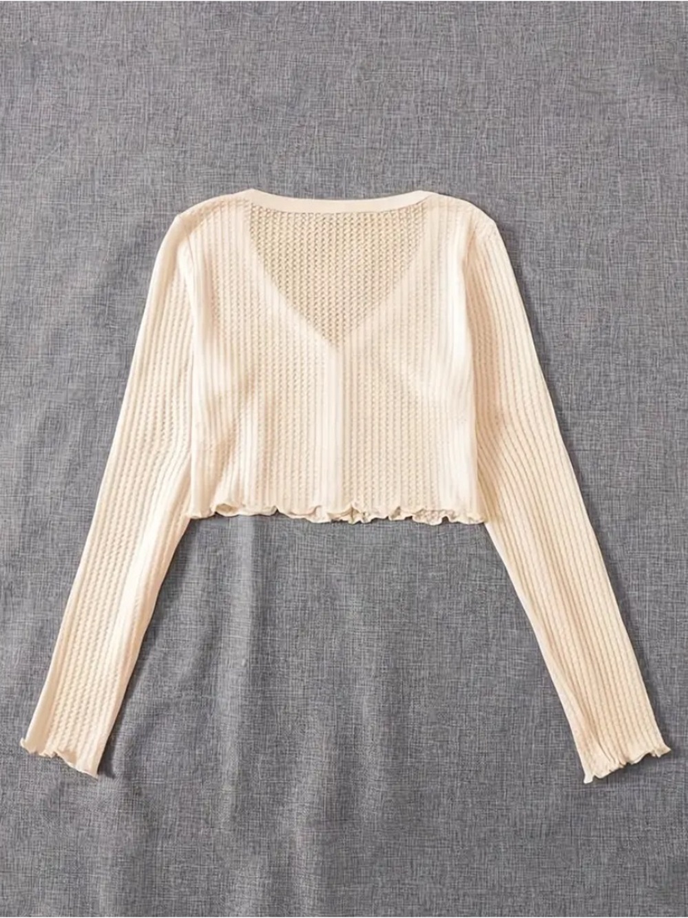 Cream V-Neck Cropped Knit Cardigan Sweater - Brand: - Picture 3 of 7